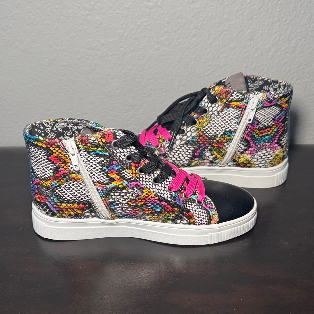 Steve Madden NY90 Hightop Shoes - Picture 3 of 8